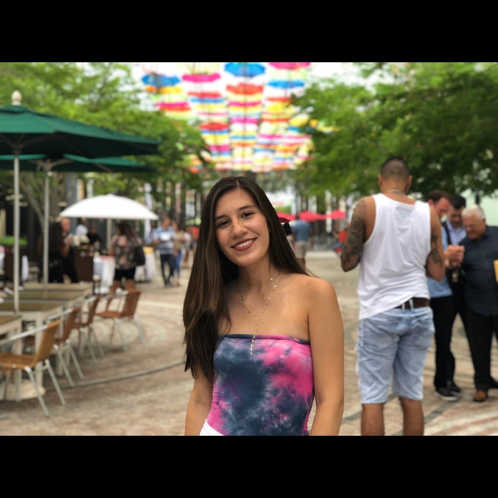 Meet your Posher, Maitane